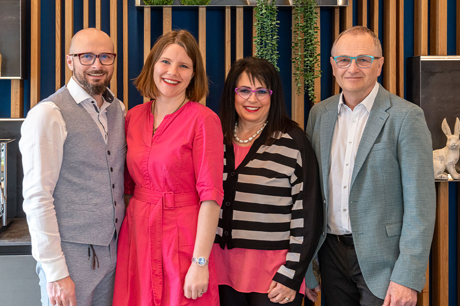 Benjamin, Sara, Uschi und Harald Hahn