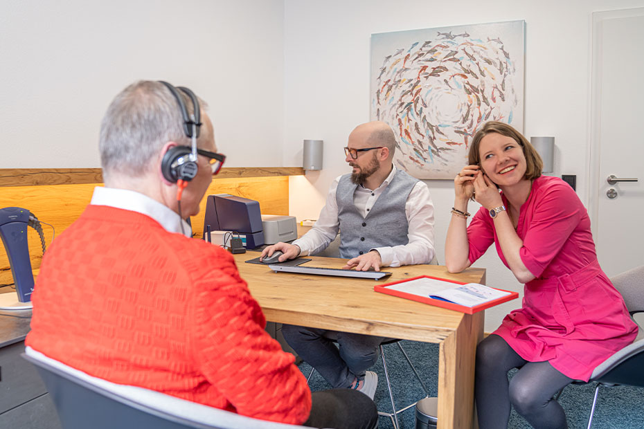 Benjamin Hahn macht Höranalyse